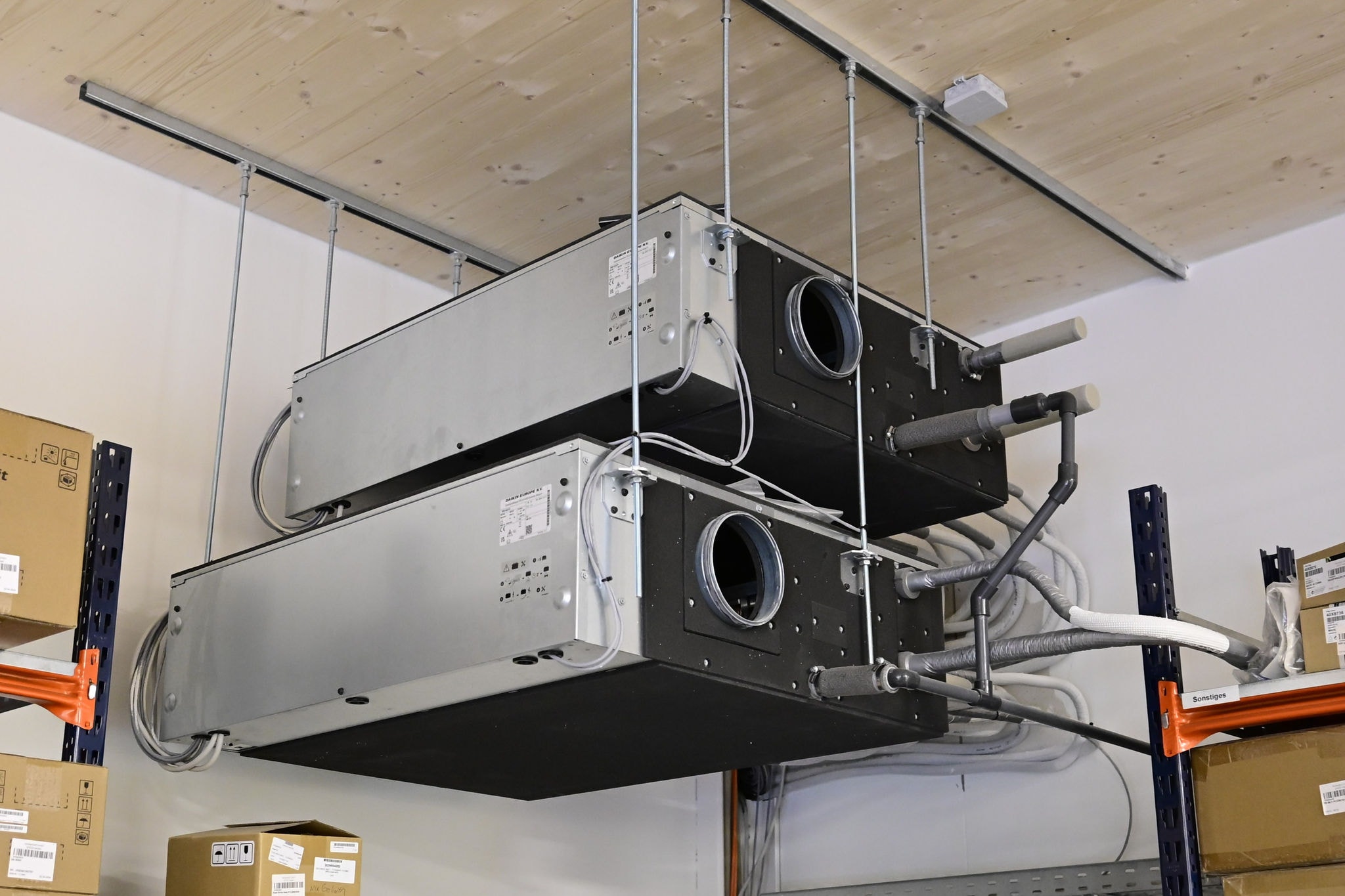 Die Daikin SV-Boxen ermöglichen im Wolkenhof, sowohl die vorgeschriebenen Kältemittelmengen für R-32 und die damit verbundenen Sicherheitsanforderungen einzuhalten als auch die baulichen Anforderungen zu erfüllen. © Daikin