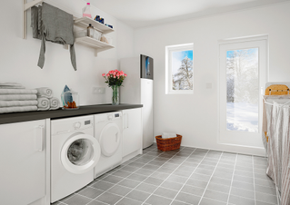 DAIKIN_Altherma_3_GEO_Waschraum.jpg DAIKIN_Altherma_3_GEO_Waschraum.jpg